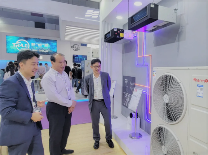 德国迪莫精彩亮相上海世环会，创新热泵VWF技术开启节能舒适系统升级之路-_上海舒适系统展