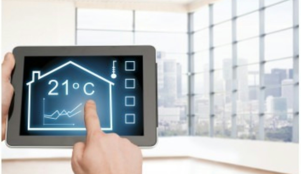 新能源车都用热泵制热了，为啥开暖风的耗电量还是比开空调高？